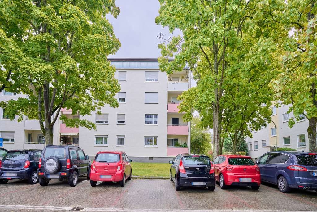 Immobilie in Limburgerhof - 1. OG mit Balkon und Außenstellplatz in ruhiger Lage - Bild 0