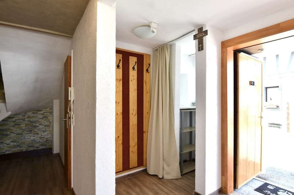 Immobilie in Ehlscheid - Charmantes Zuhause mit viel Platz und modernisiertem Zustand - Bild 2
