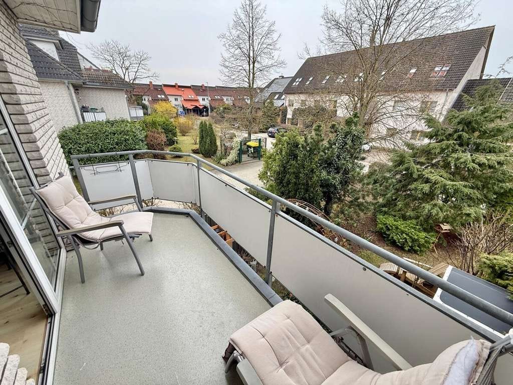 Immobilie in Neubrandenburg - HORN IMMOBILIEN++ Neubrandenburg, helle 3-Raum Eigentumswohnung mit Balkon, Stellplatz und Einbauküc - Bild 4