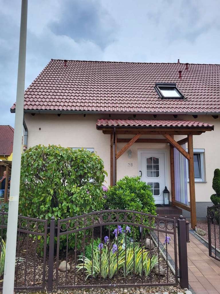 Immobilie in Schlaubetal - Ihr sehr gepflegtes neues Zuhause mit Wintergarten & Kamin in Fünfeichen - Bild 2