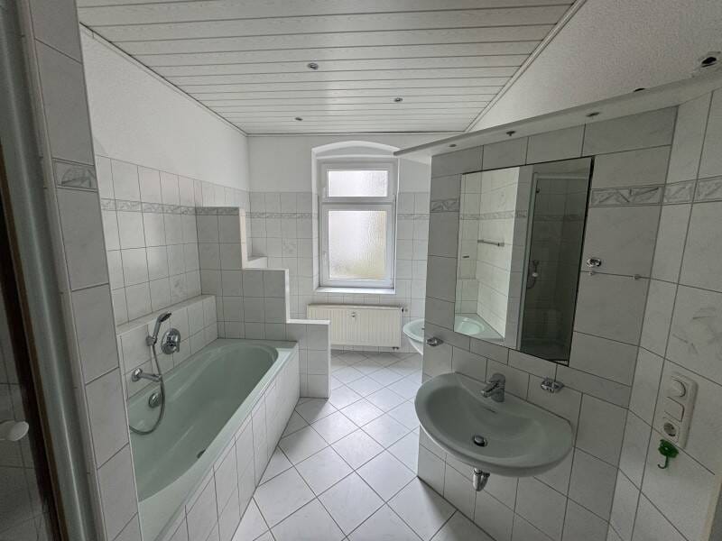 Immobilie in Plauen - Stark! Vierfamilienhaus mit Potenzial!!! - Bild 4