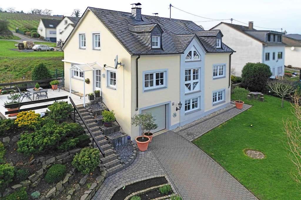 Immobilie in Detzem - Riol: Hochwertiges Wohnhaus in top Wohnlage - Familienfreundlich mit schöner Aussicht und top Garten - Bild 1
