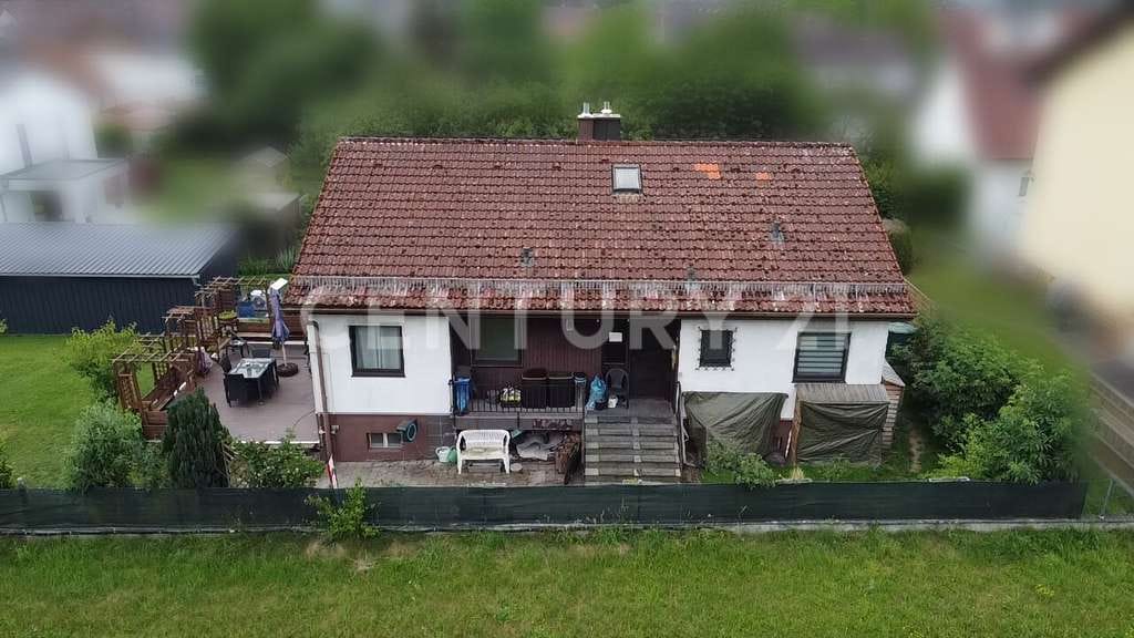 Immobilie in Donaustauf - Großzügiges Grundstück mit Wohnhaus in ruhiger Lage von Donaustauf - Bild 2