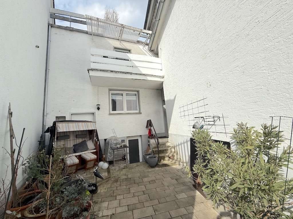 Immobilie in Selters (Westerwald) - ---Bezauberndes Fachwerkhaus mit kleinem Innenhof – Wohnen mit Charme in zentraler Lage--- - Bild 2