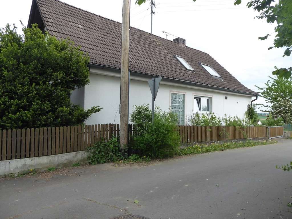 Immobilie in Inchenhofen - Charmantes Einfamilienwohnhaus mit Garage - Bild 1