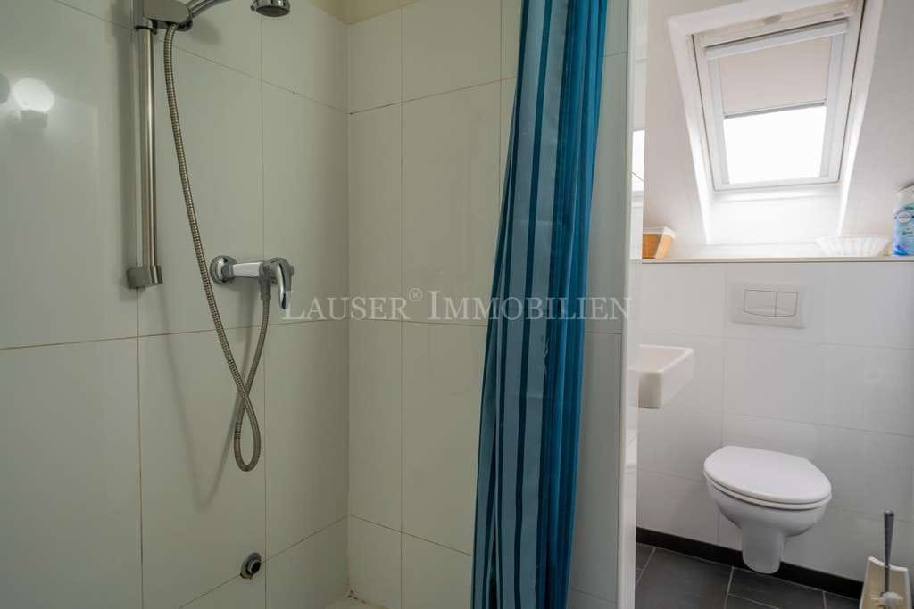 Immobilie in Fellbach - Möblierte Zwei-Zimmer-Dachgeschosswohnung in Fellbach - Bild 4