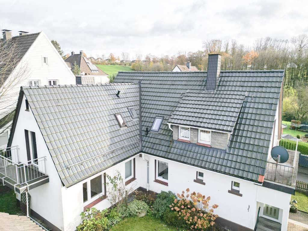 Immobilie in Kierspe - Zweifamilienhaus in Kierspe zentrale und ruhige Lage - Bild 2