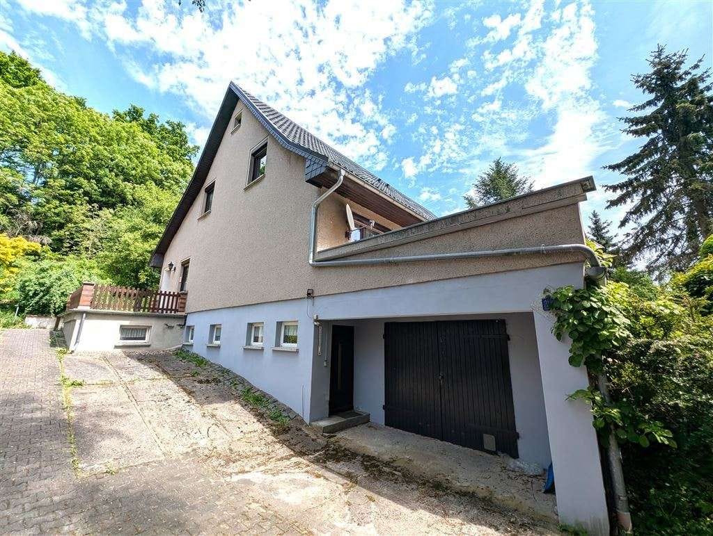 Immobilie in Schöpstal - gemütliches Einfamilienhaus mit großem Grundtsück und Garage in Schöpstal
 - Bild 1