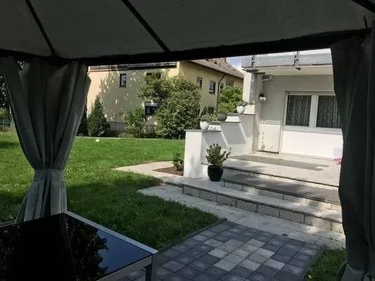 Immobilie in Bietigheim - Großzügiges Einfamilienhaus in Bietigheim zu verkaufen - Bild 0