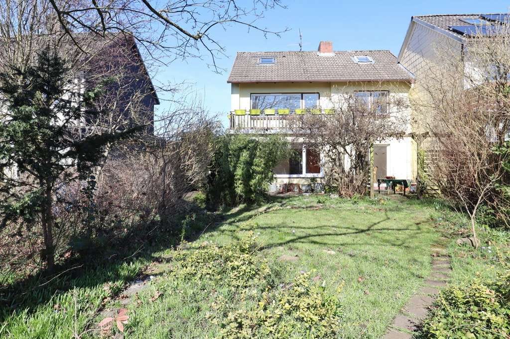 Immobilie in Kaltenkirchen - Kettenreihenhaus auf schönem & großzügigen Grundstück mit Potential in Kaltenkirchen - Bild 3