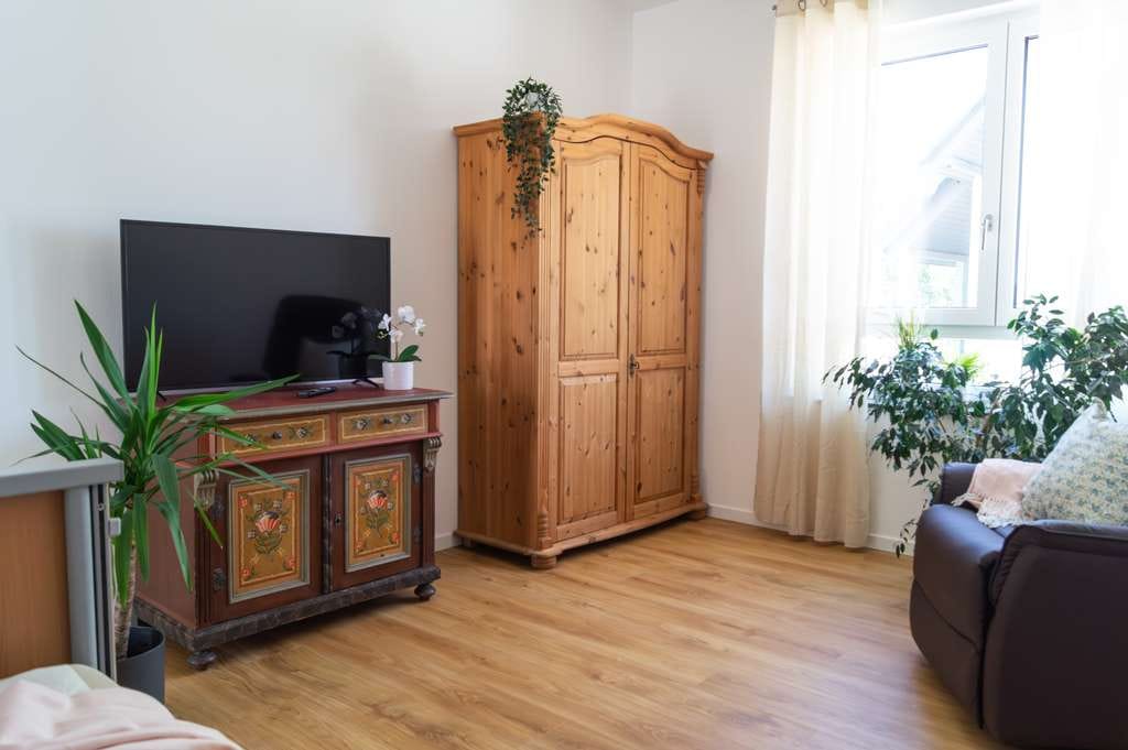 Immobilie in Aurachtal - *Attraktive Kapitalanlage in Top-Lage – über 4% Bruttorendite* Exklusives Appartement in Senioren WG - Bild 0