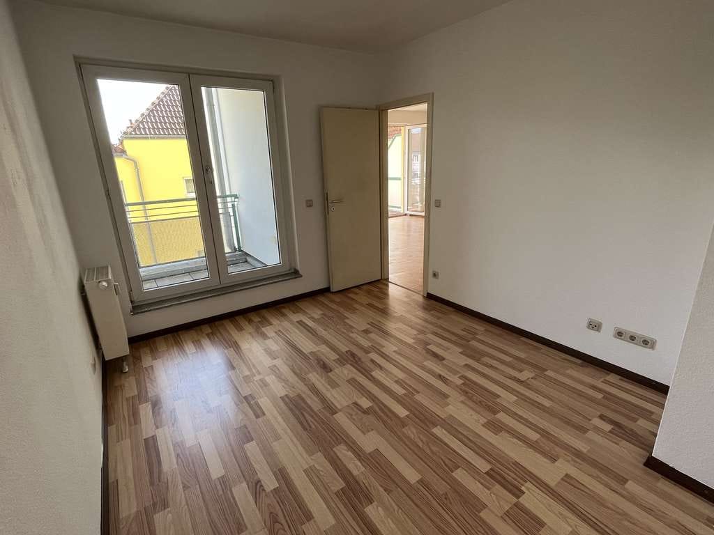 Immobilie in Neu-Isenburg - Schicke 2-Zimmer ETW im Herzen von Neu-Isenburg - Bild 2