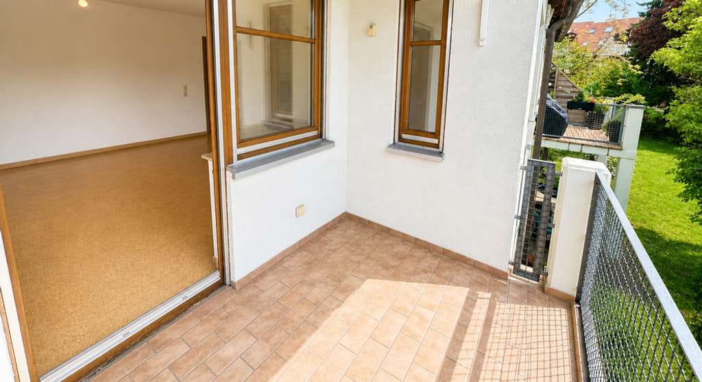 Immobilie in Eningen unter Achalm - Attraktive 2,5-Zimmer-Wohnung in Eningen Mitte - Kleines MFH + Top Garage - Bild 3