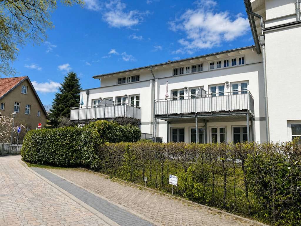 Immobilie in Zinnowitz - Morgens Wald, mittags Meer – Strandnahe und ruhige Zwei-Etagen-Wohnung in Zinnowitz - Bild 2
