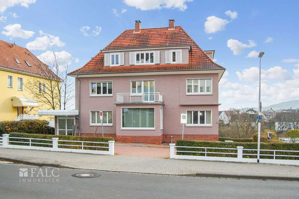 Immobilie in Bad Wildungen - +++Vielseitiges 4 Mehrfamilienhaus oder exklusiver Firmensitz in Bad Wildungen+++ - Bild 1