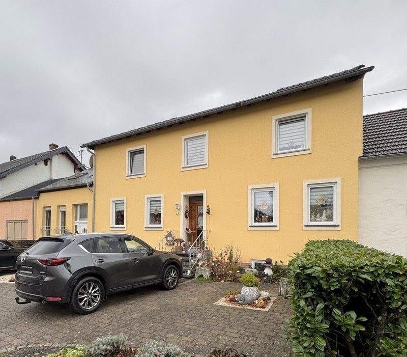 Immobilie in Alsdorf - Zweifamilienhaus mit schönem Gartengrundstück. L- Echternach nur 10min! - Bild 0
