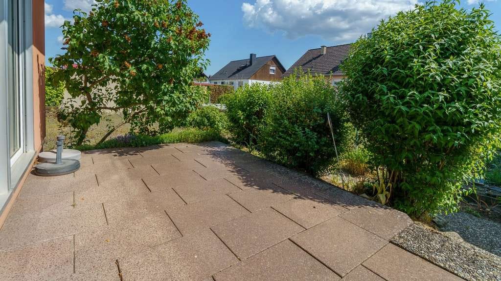 Immobilie in Mühlhausen-Ehingen - Charmantes Einfamilienhaus mit großem Garten in Mühlhausen-Ehingen
 - Bild 5
