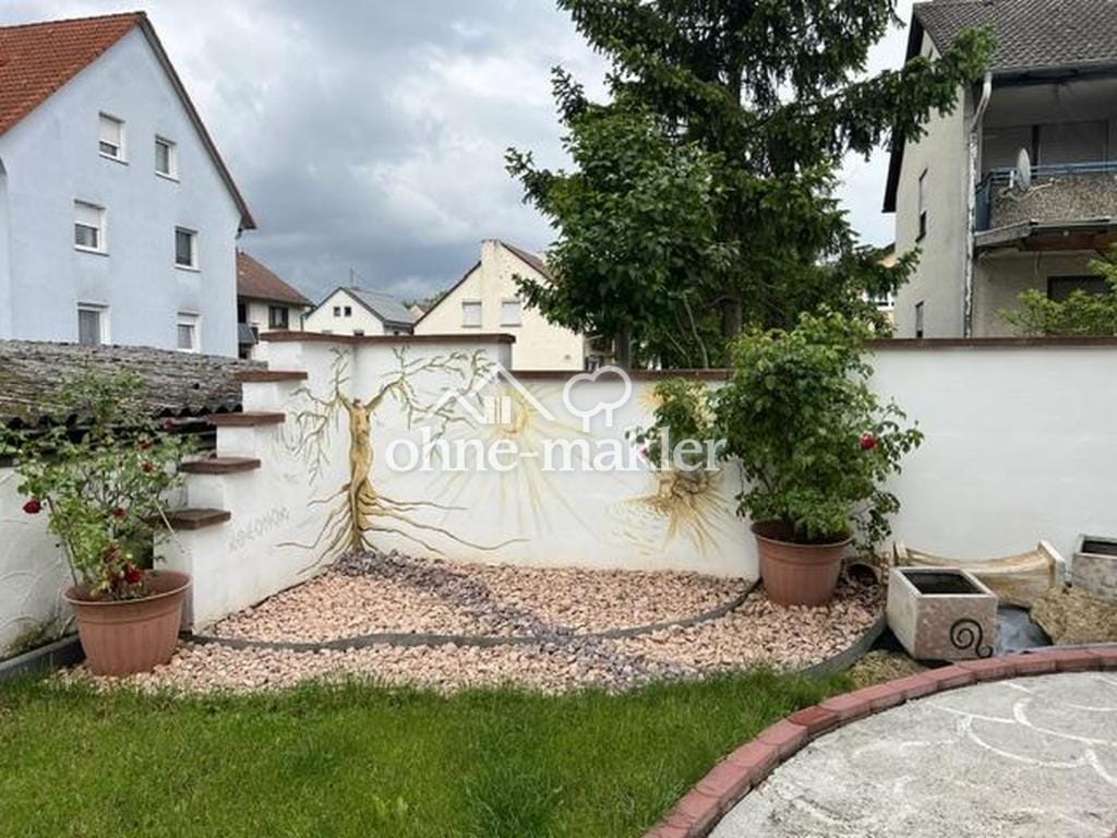 Immobilie in Kirchheim am Neckar - Reihenhaus in Kirchheim am Neckar - Bild 0