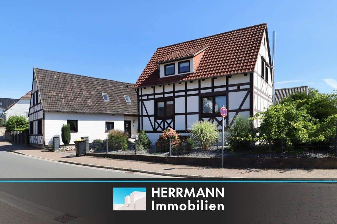 Immobilie in Springe - Ein Konzept - Zwei Einfamilienhäuser auf einem Grundstück - Bild 0