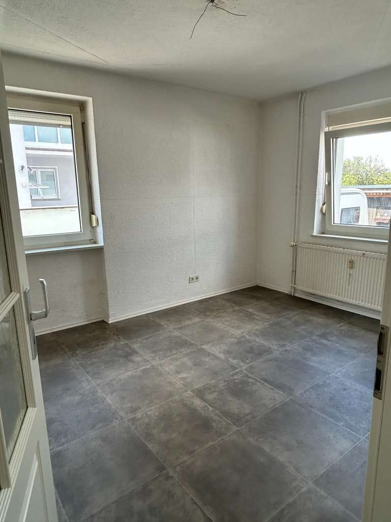 Immobilie in Butzbach - Zweifamilienhaus zum Top-Preis, ohne Garten! - Bild 4