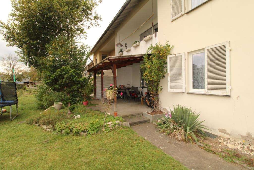 Immobilie in Gottmadingen - MFH mit zwei Wohnungen und Garten - Bild 2
