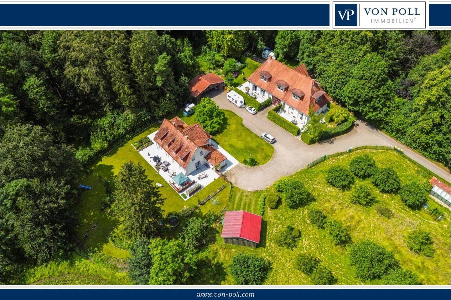 Immobilie in Ahlefeld-Bistensee - Drei Häuser, ein Grundstück - attraktive Anlagemöglichkeit oder Selbstnutzung! - Bild 0