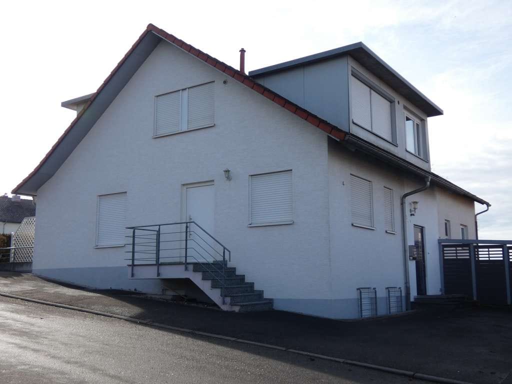 Immobilie in Ertingen - Doppelhaus in Top Zustand mit 2 separaten Haushälften in Aussichtslage von Ertingen - Bild 4