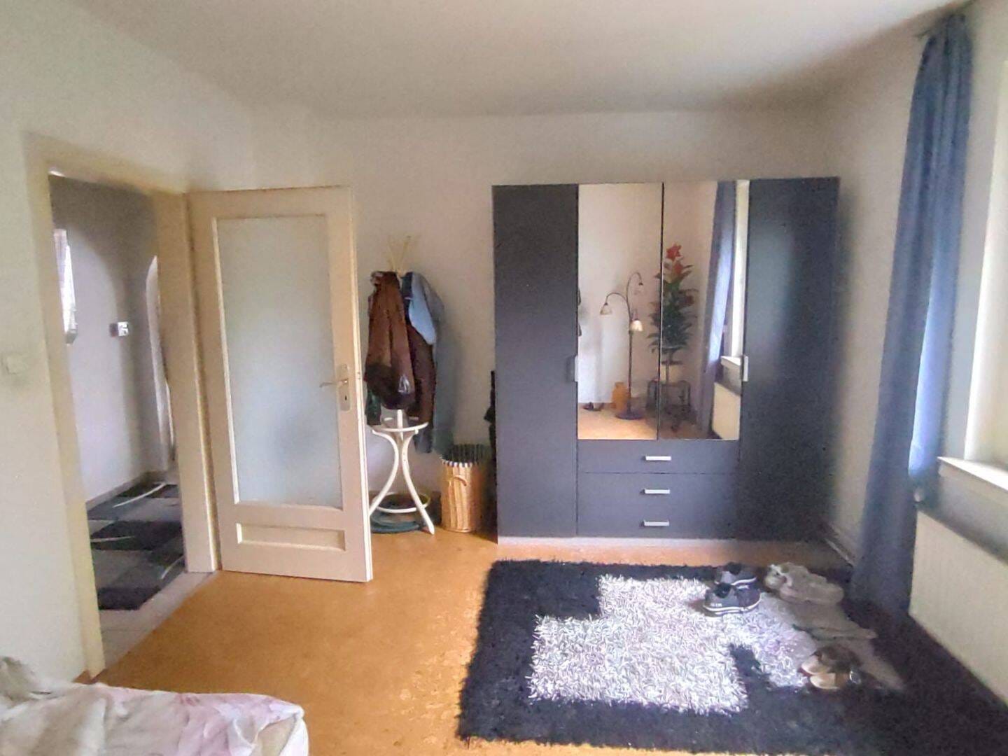 Immobilie in Garbsen - Attraktives Zweifamilienhaus mit zusätzlicher Wohneinheit im Anbau – vielseitig nutzbar! - Bild 3