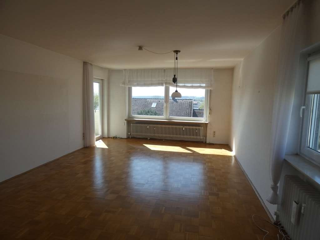 Immobilie in Dinkelsbühl - Helle, gut geschnittene 3,5-Zimmer Eigentumswohnung im Obergeschoss einer kleinen Wohnanlage - Bild 2
