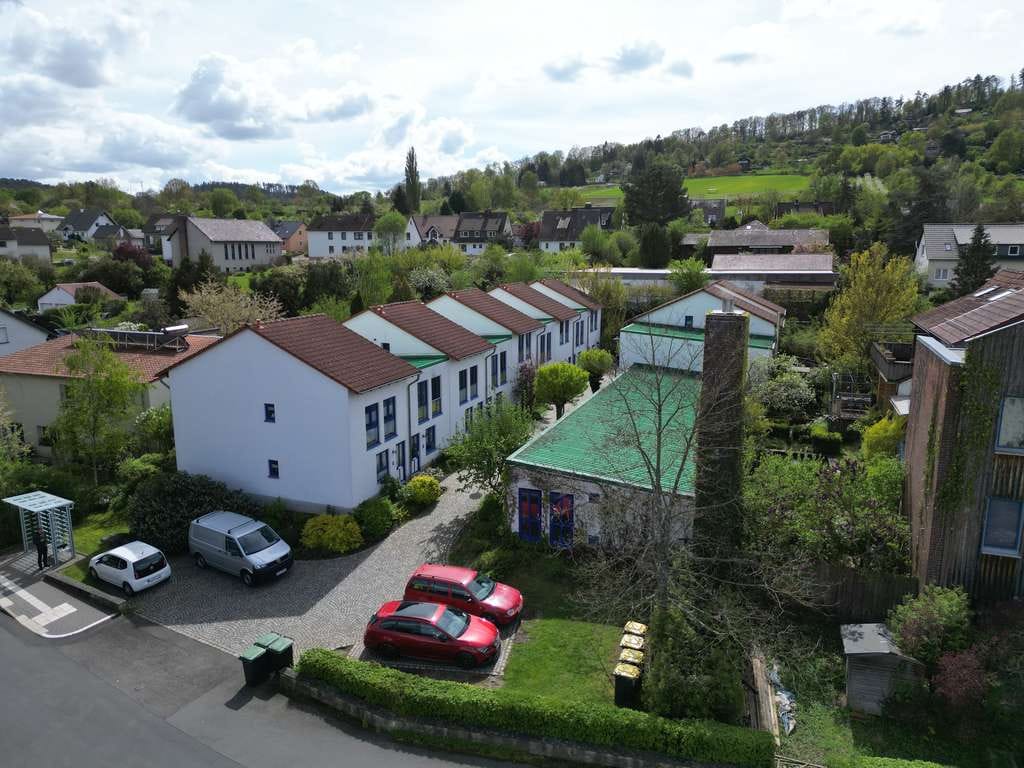 Immobilie in Witzenhausen - - Wohnen mit Urlaubsflair - Maisonettewohnung in gepflegter und ruhiger Wohnanlage in Witzenhausen - Bild 0
