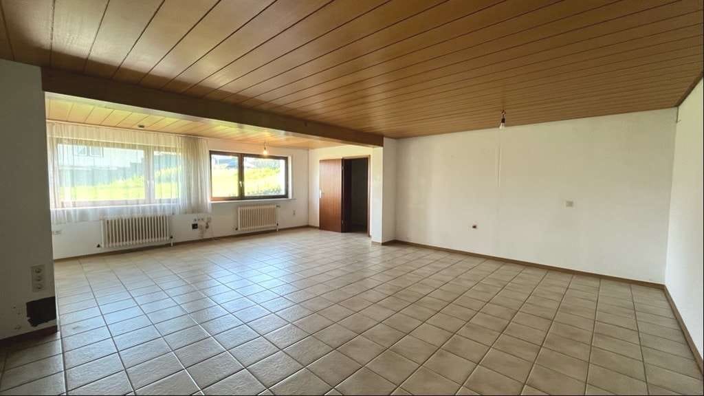 Immobilie in Vaihingen an der Enz - Viel Platz für die ganze Familie - Bild 3