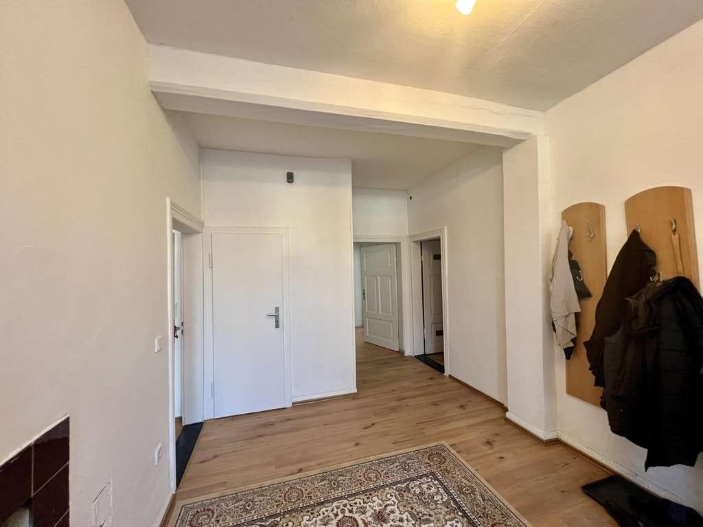 Immobilie in Hambühren - Charmantes Dreifamilienhaus in Hambühren – vielseitig, solide und voller Potenzial - Bild 2