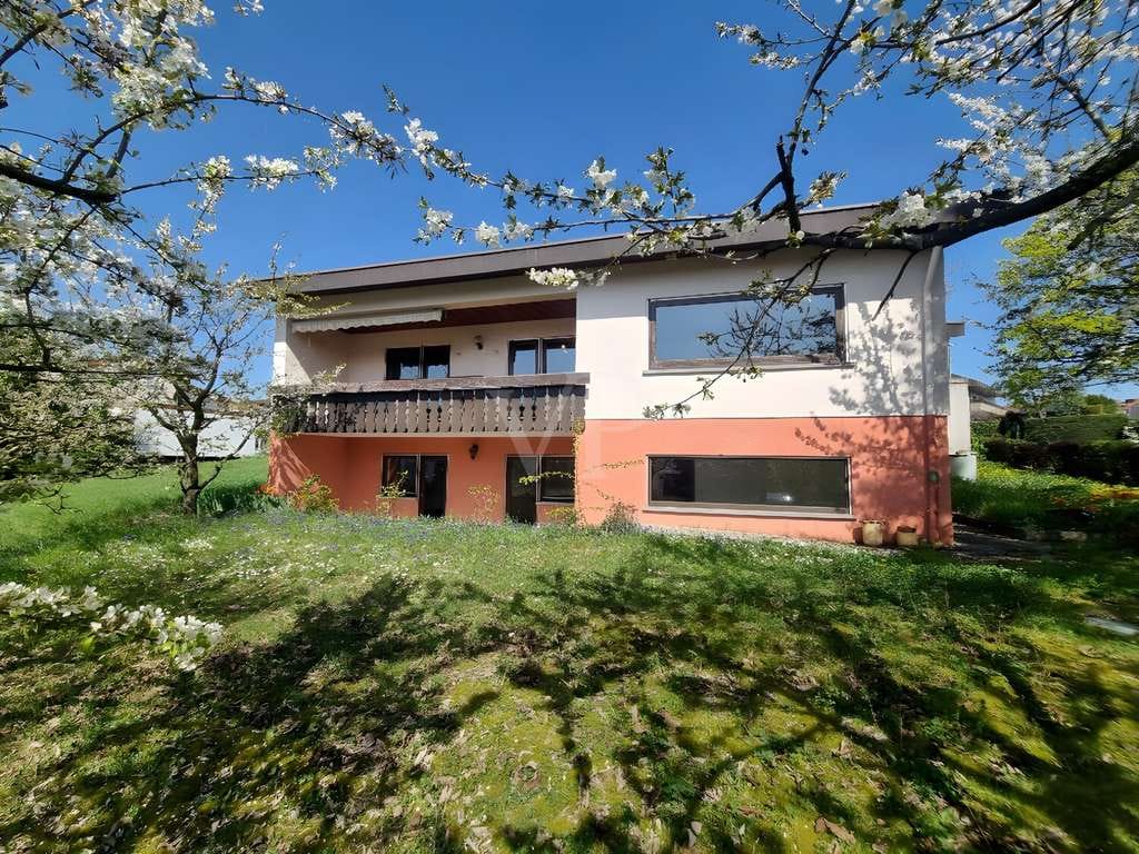 Immobilie in Kieselbronn - Großzügiges, ruhig gelegenes Zuhause mit Gartenvielfalt und Familienfreiheit - Bild 1