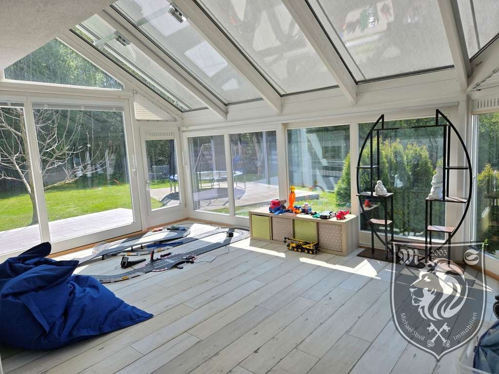 Immobilie in Sontheim an der Brenz - Viel Platz für Familie & Homeoffice – EFH mit Garten –  Ortsrandlage – Sontheim a. d. Brenz - Bild 4