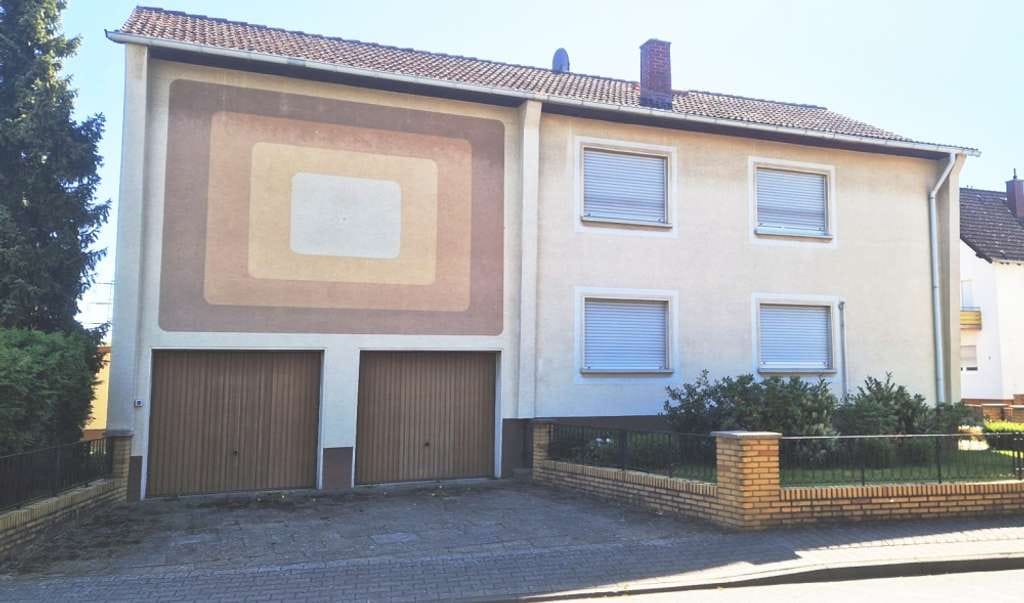 Immobilie in Dieburg - Gepflegtes Zweifamilienhaus mit Potential im Westen Dieburgs - Bild 0