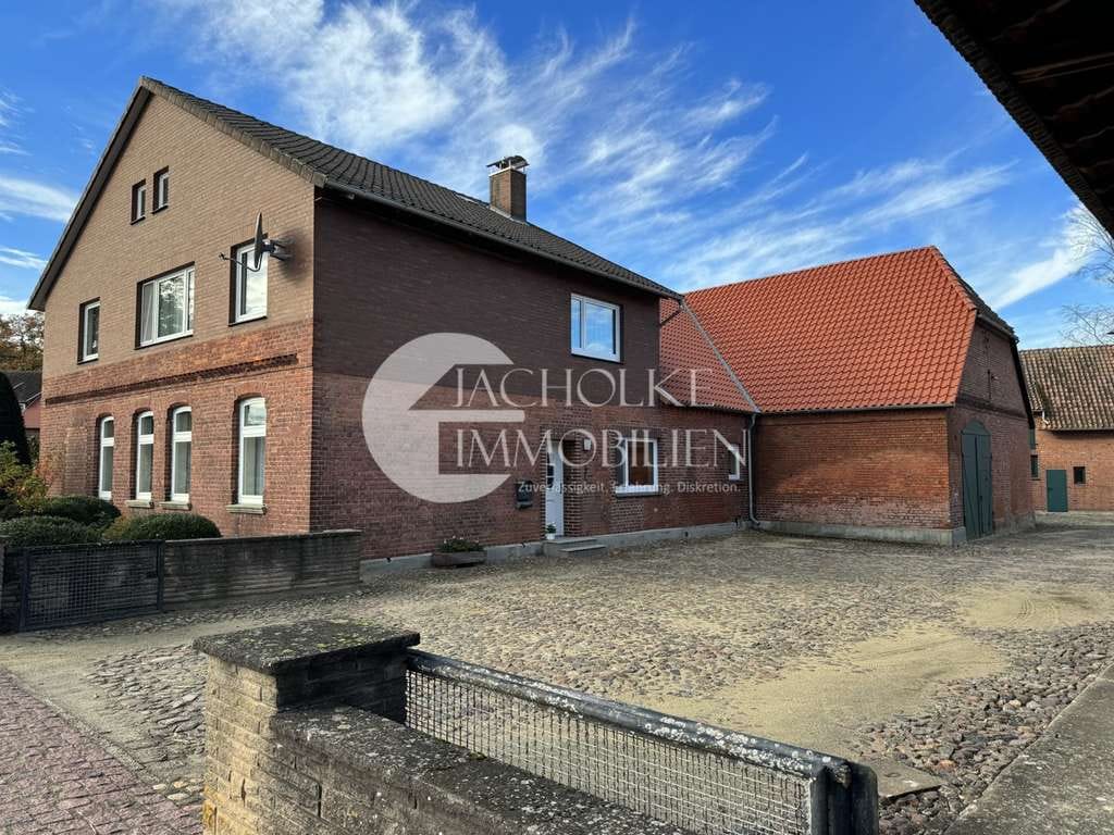 Immobilie in Suhlendorf - Ihr Traum vom Landleben: Hofstelle mit Wiese und bis zu 5,5 ha Land verfügbar - Bild 0
