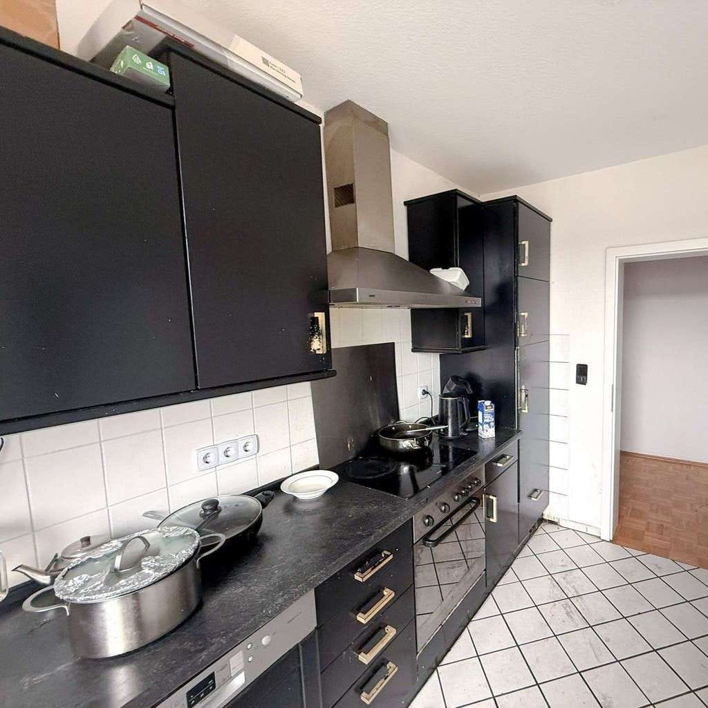 Immobilie in Arnsberg - Vermietete 4-Zimmer-Wohnung in Neheim mit zentrumsnaher Lage und guter Anbindung - Bild 3