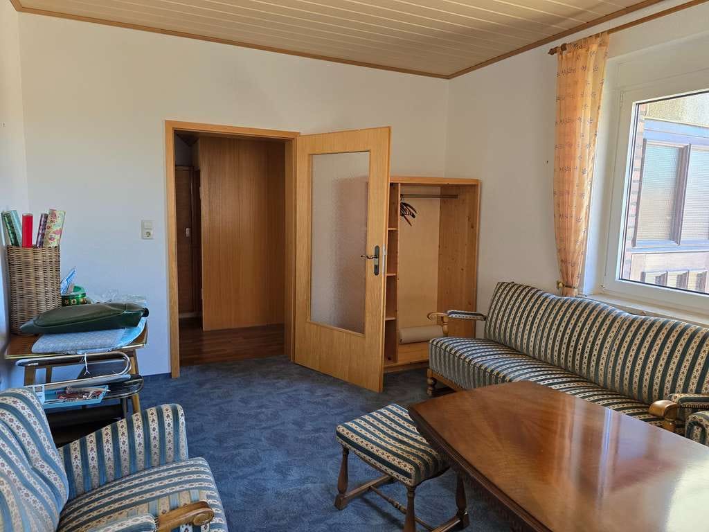 Immobilie in Frellstedt - Raumwunder mit Einliegerwohnung, Gästezimmer, Garage und Ackerland zum Verpachten - Bild 4