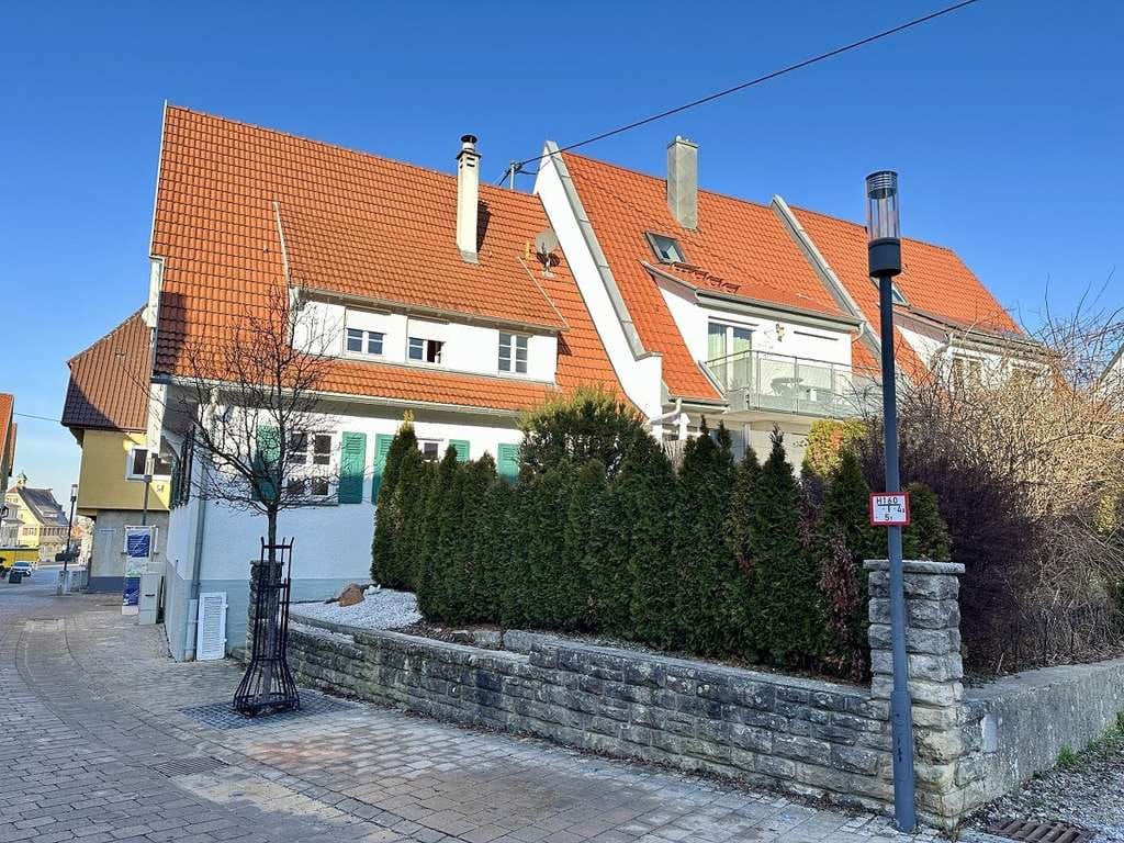 Immobilie in Beuren - Charmantes Wohnhaus mit kleinem Gärtle
 - Bild 1