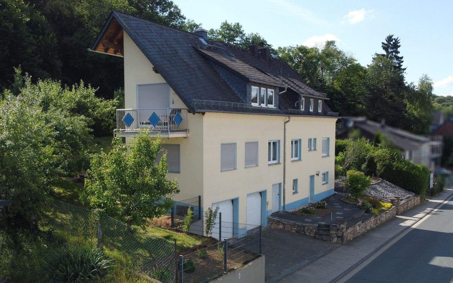 Immobilie in Weinbach - Zwei bezugsfertige Wohneinheiten ++Elkerhausen++ - Bild 3
