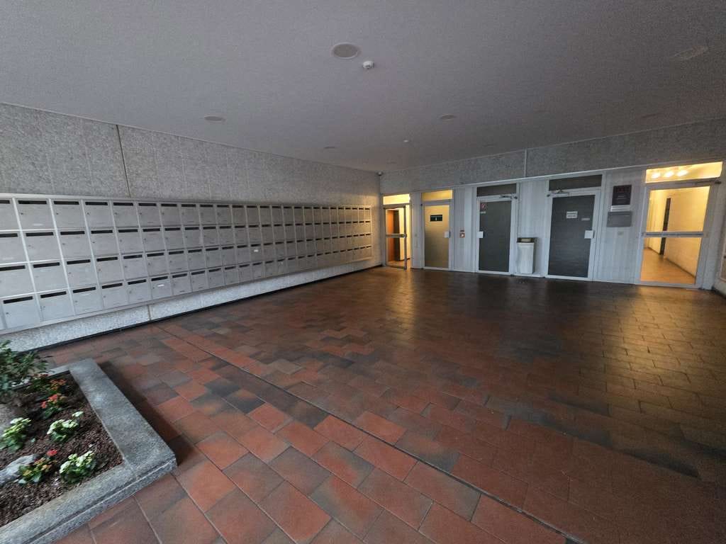 Immobilie in Köln - Einzimmerappartement in guter Lage, mit Blick in den Vorgebirgspark - Bild 3