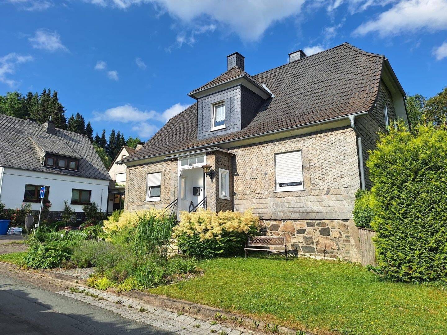 Immobilie in Winterberg - Ankommen und Wohlfühlen - Ihr neues Zuhause in Niedersfeld - Bild 1