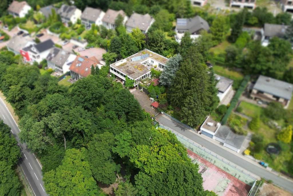 Immobilie in Schmitten - 2286m² Grundstück mit Entwicklungspotential - Bild 2