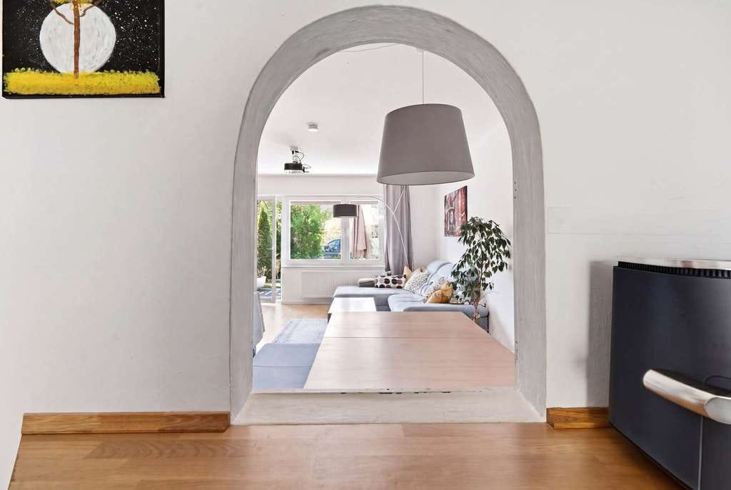 Immobilie in Eichenau - Familienglück in Eichenau: RMH mit Südausrichtung, Garten & Garage - Bild 3