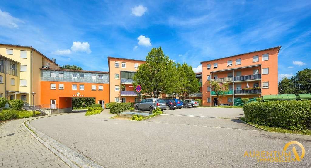 Immobilie in Nittendorf - 2-Zimmer-Wohnung mit Tiefgarage und Aufzug zu verkaufen. - Bild 3