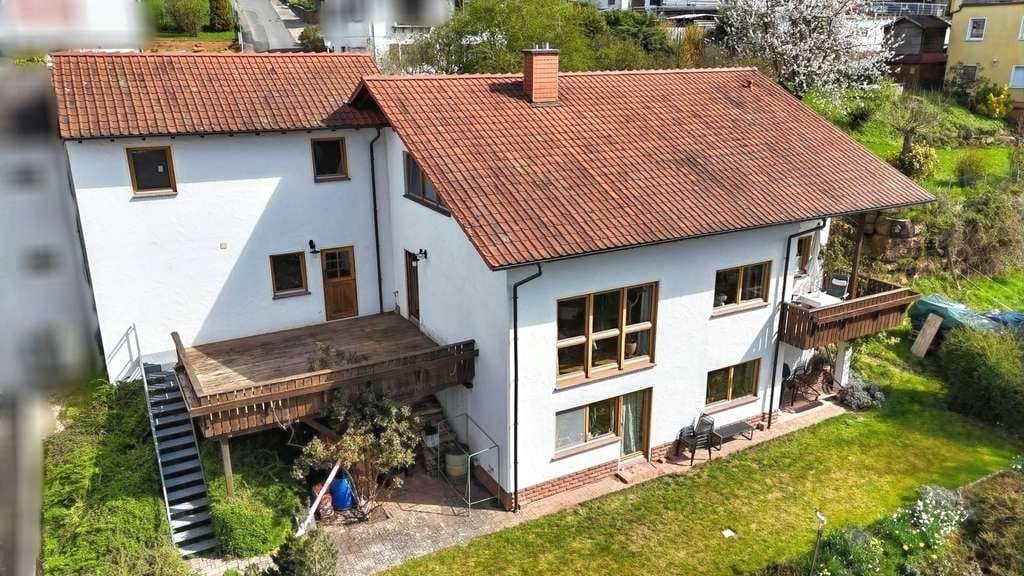 Immobilie in Brombachtal - Odenwald pur. Einfamilienhaus mit Doppelgarage in sonniger Südhanglage  - Bild 3