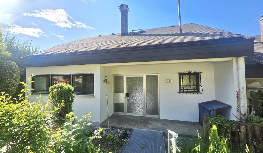 Immobilie in Steinen - Ihr neues Zuhause in Steinen: Gepflegte Doppelhaushälfte mit Garage u. Garten in traumhafter Lage! - Bild 0