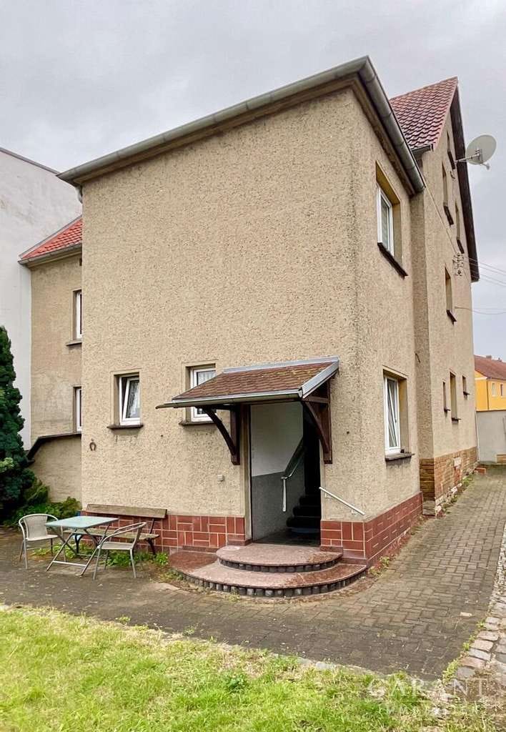 Immobilie in Schkeuditz - Wohnhaus mit Grundstück in Dölzig - Ein Ort für neue Perspektiven - - Bild 1