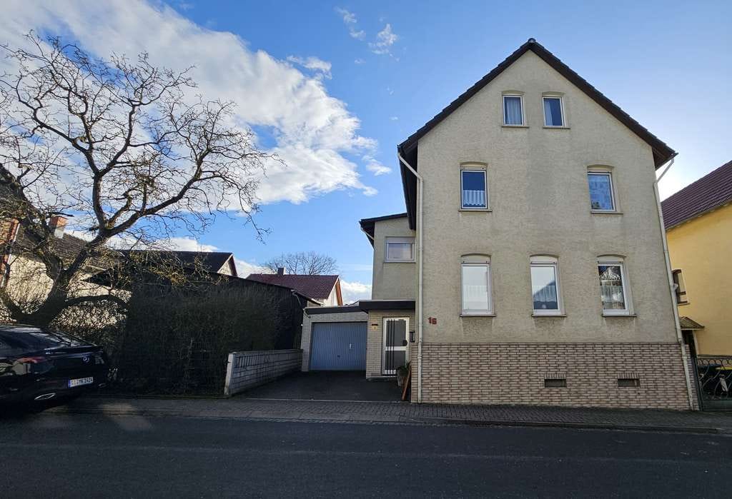 Immobilie in Gießen - Hier wächst mehr als nur ein Zuhause – Ihr neues Projekt mit Herz und Garten - Bild 0