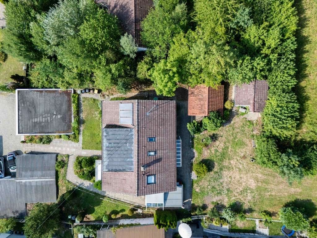 Immobilie in Ravensburg - Ravensburg – Erstklassige Aussichtslage! Dreifamilienhaus im Ravensburger Süden... - Bild 1